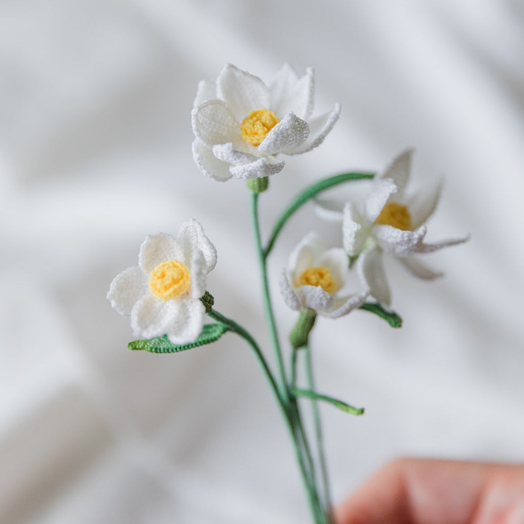 Microcrochet Daffodil Bookmark