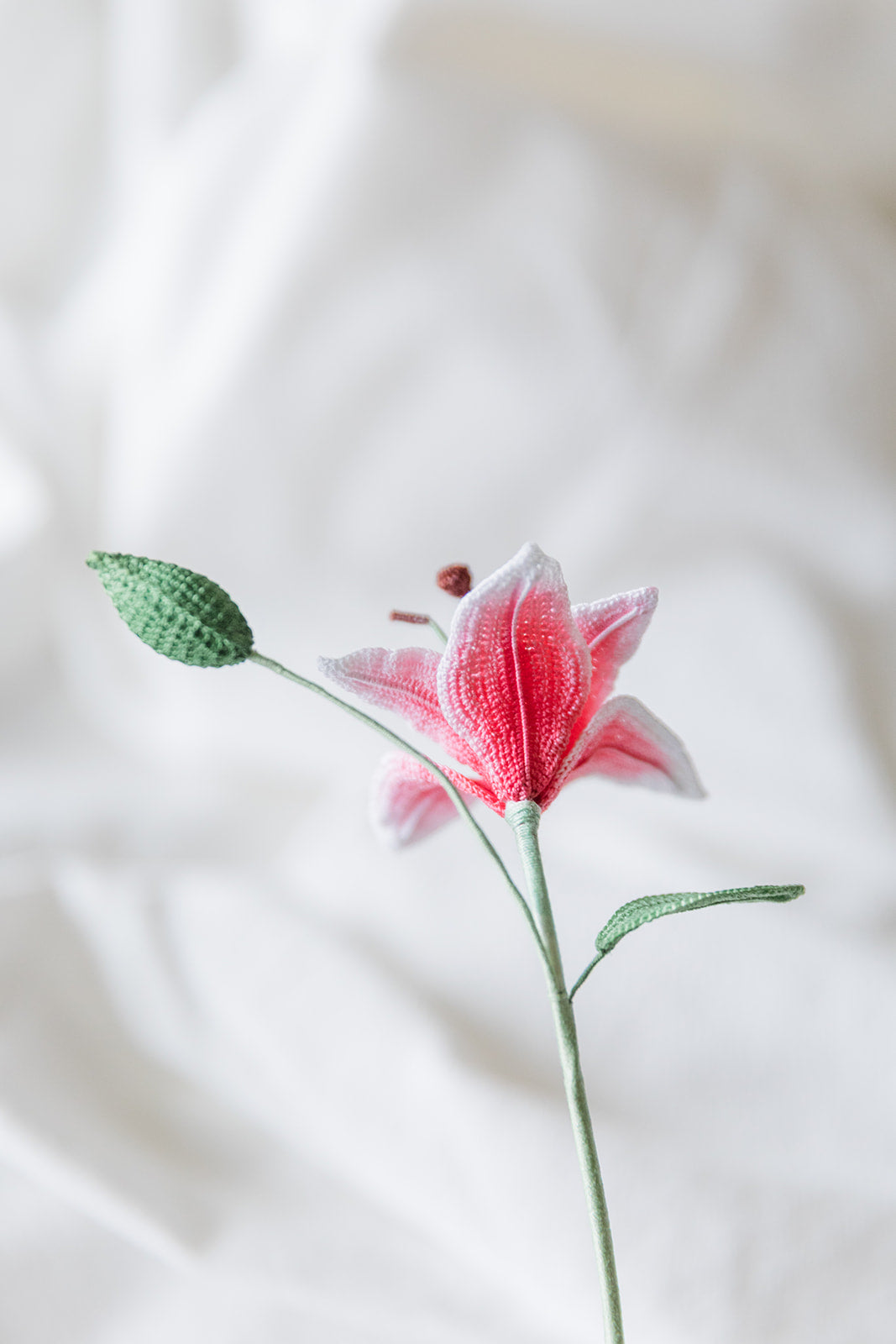 Microcrochet Lily Bookmark