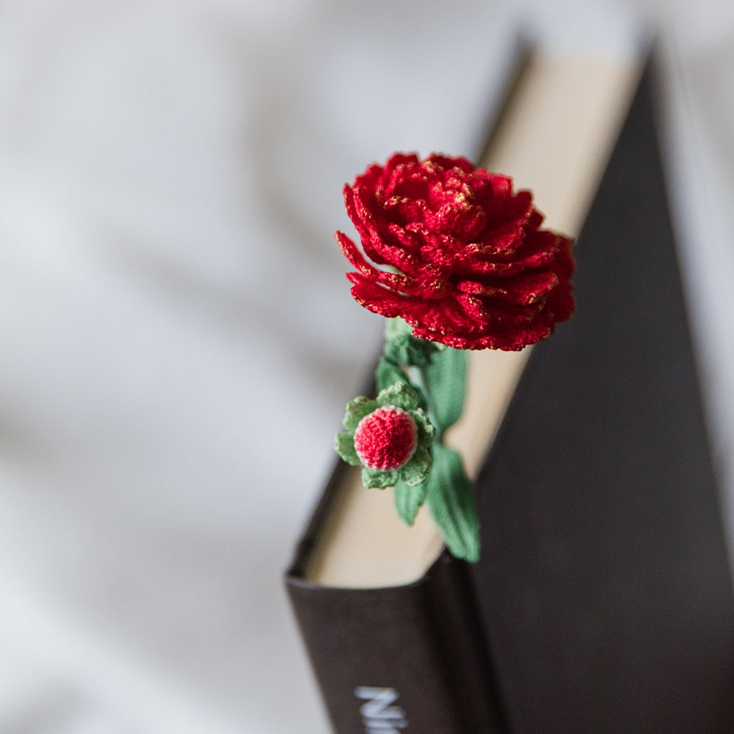 Microcrochet Red Carnation Bookmark