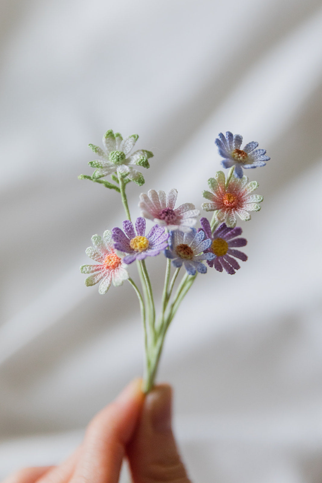 Microcrochet Daisy Bookmark