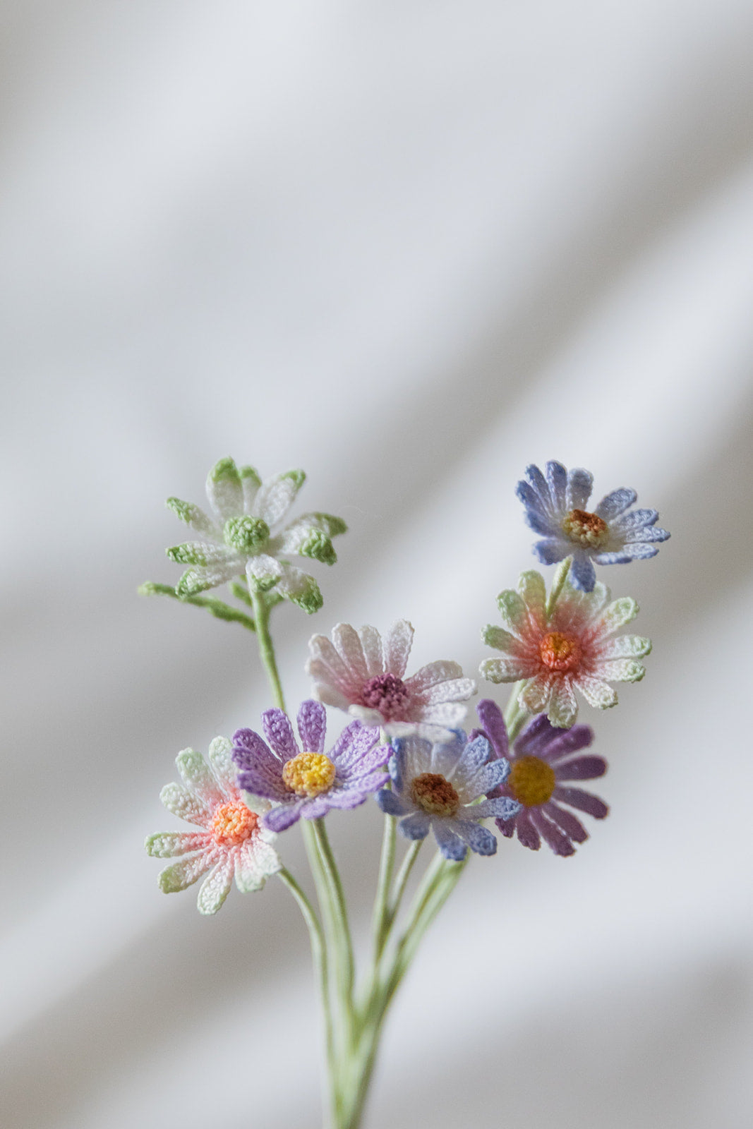 Microcrochet Daisy Bookmark