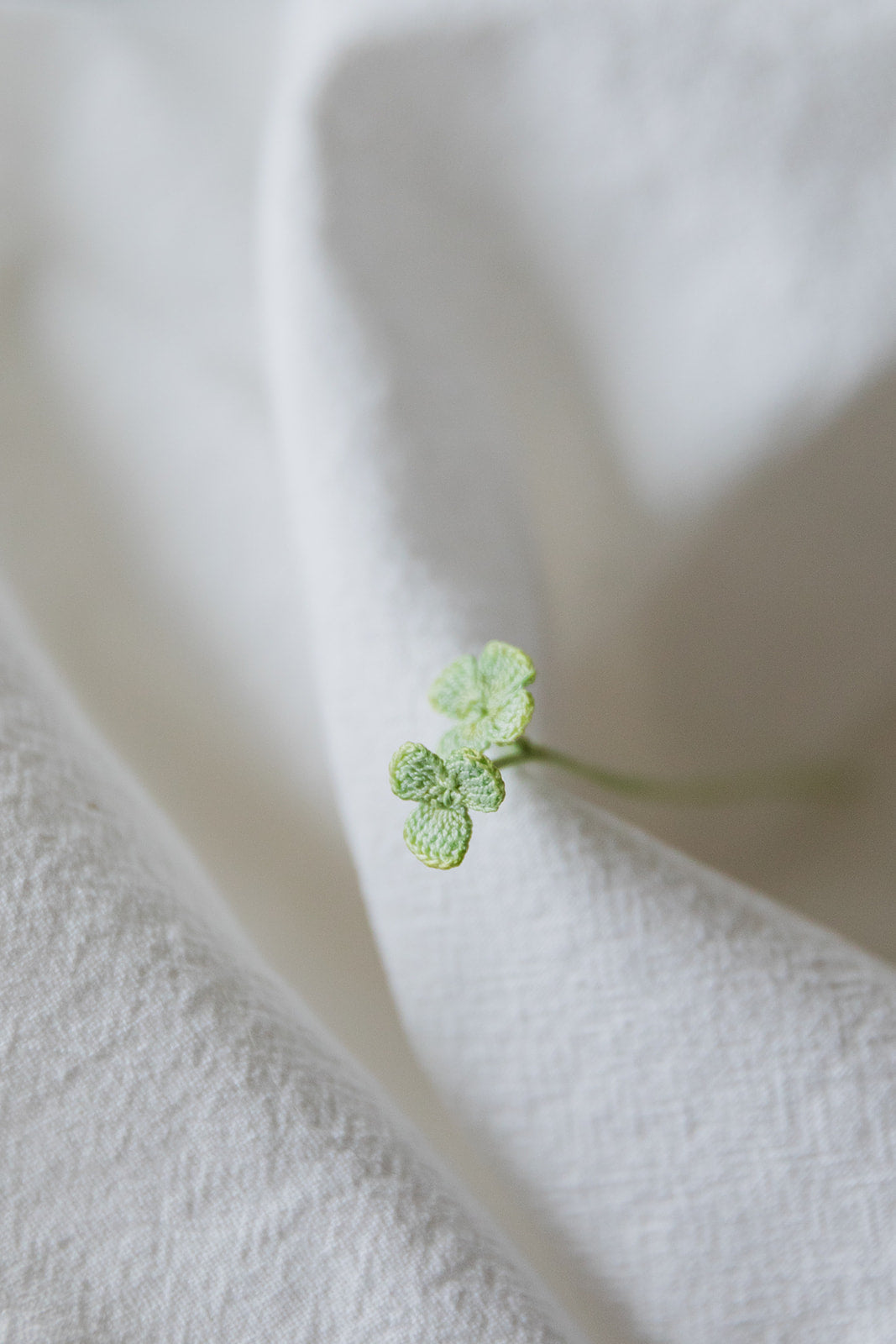 Microcrochet Daisy Bookmark