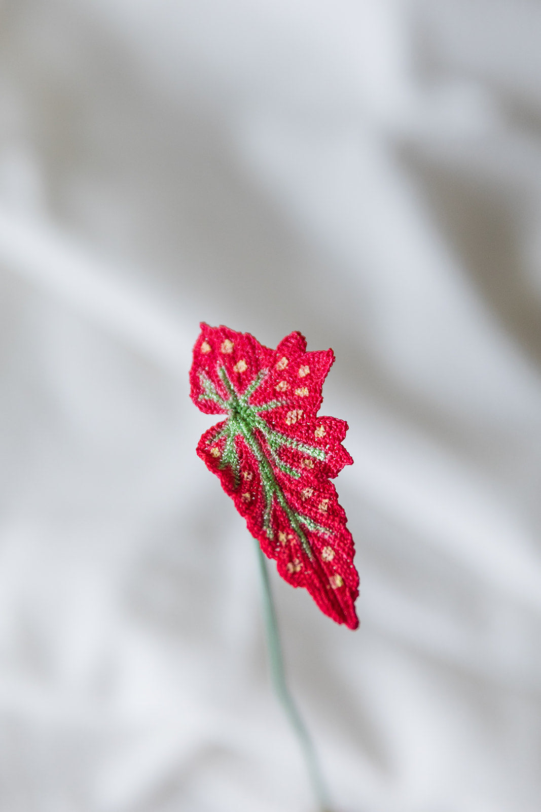 Microcrochet Begonia Bookmark
