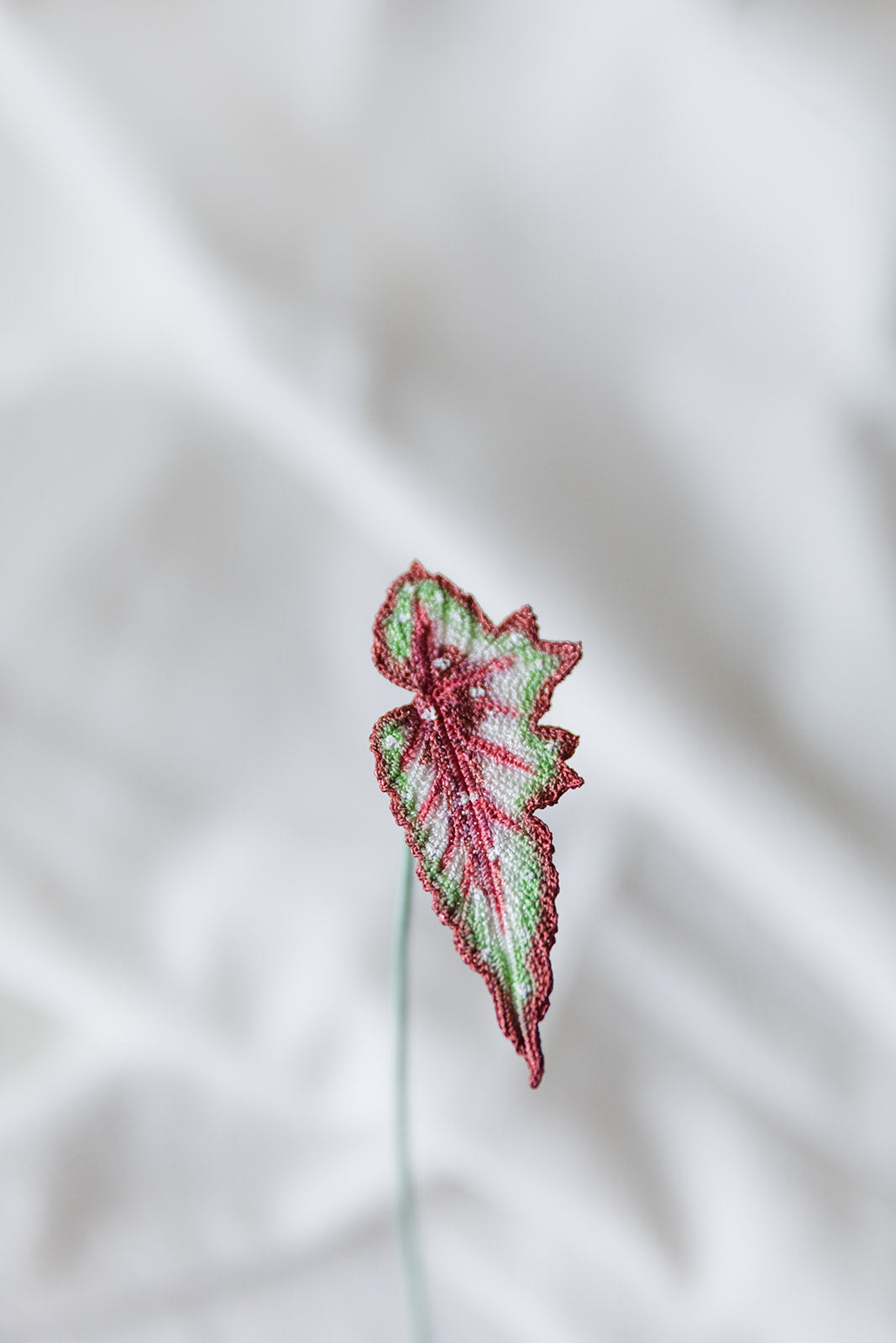 Microcrochet Begonia Bookmark