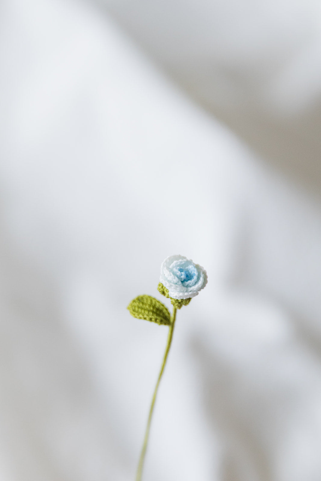 Microcrochet Mini Rose Bookmark
