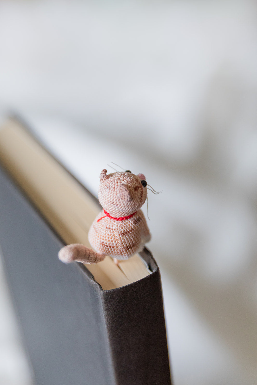 Microcrochet Cat Bookmark