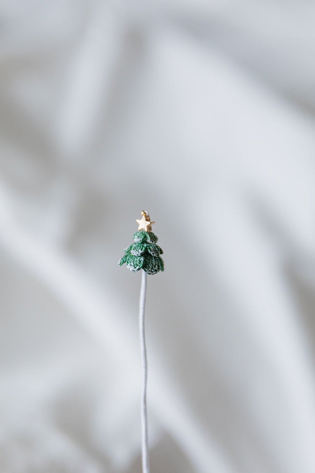 Microcrochet Christmas Tree Bookmark