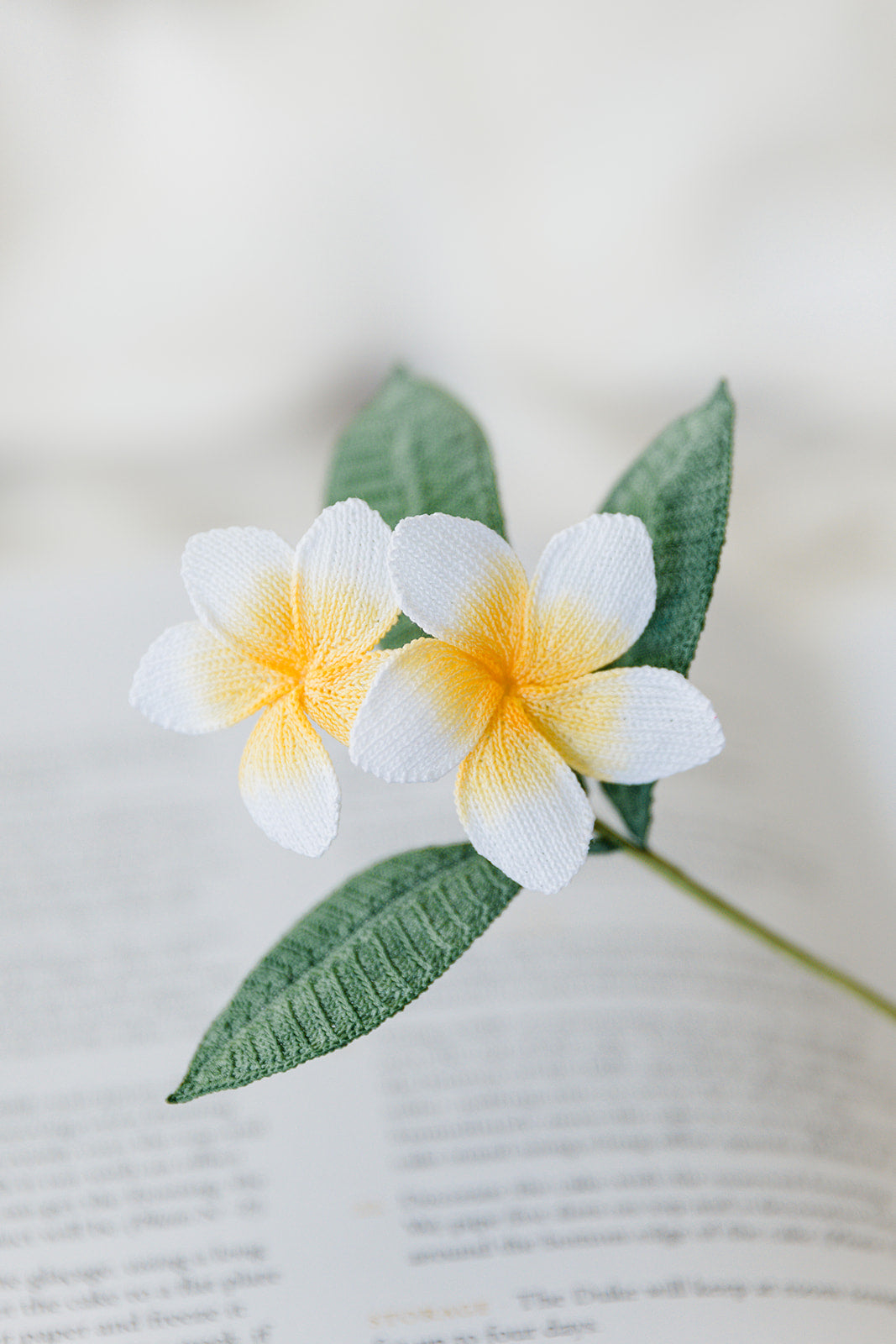Microcrochet Plumeria Bookmark