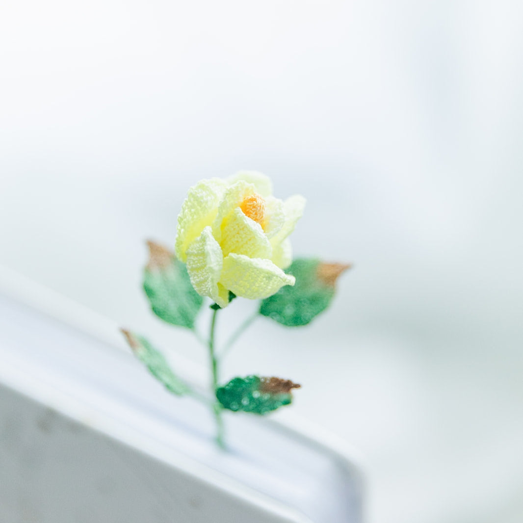 Microcrochet Rose Bookmark