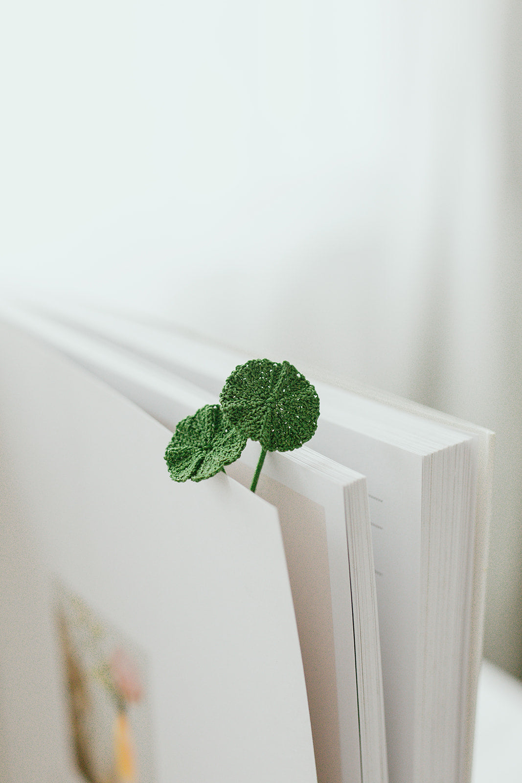 Microcrochet Money Plant Bookmark