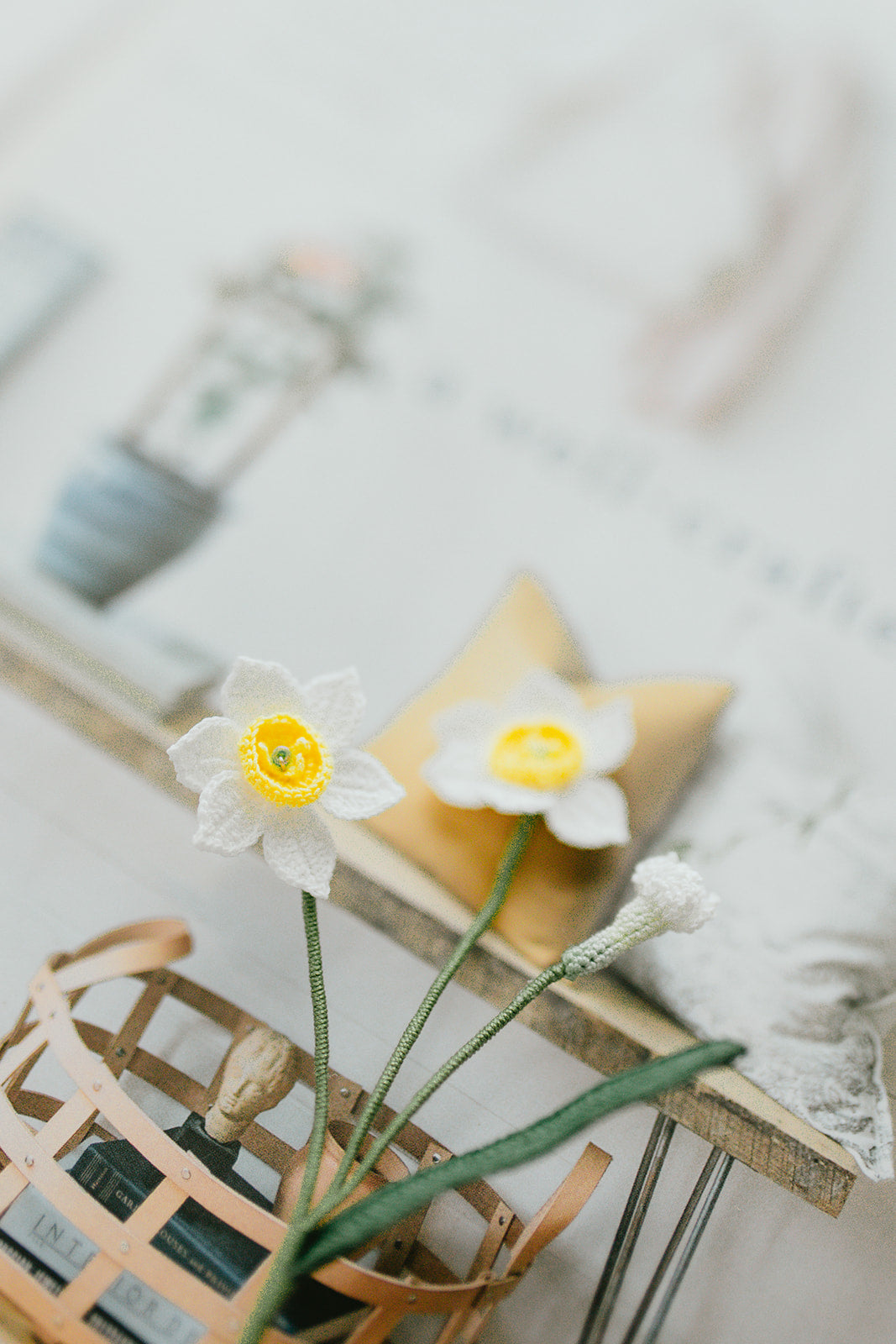 Microcrochet Daffodil Bookmark