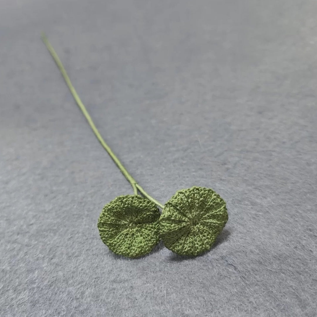 Microcrochet Money Plant Bookmark