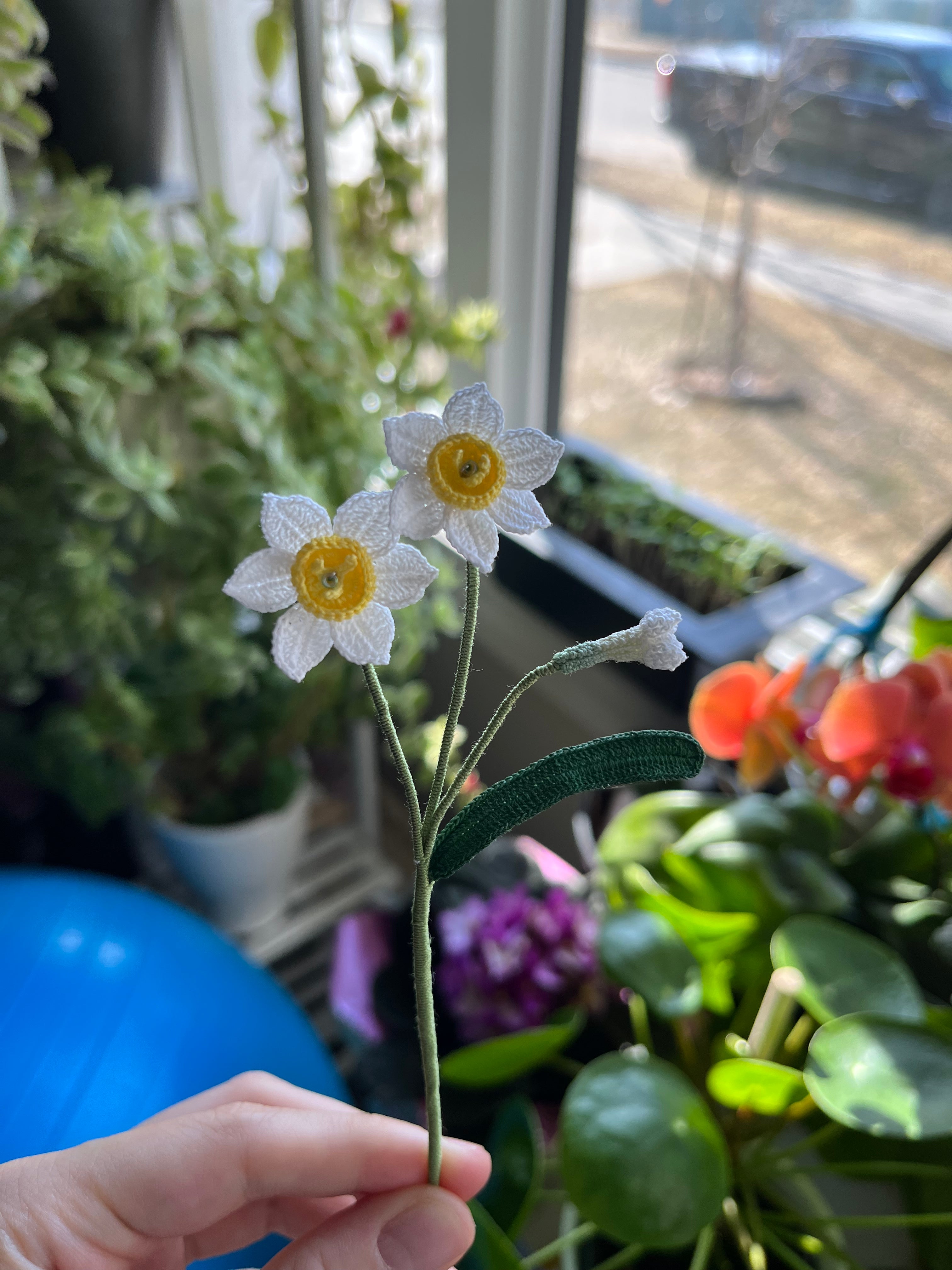 Microcrochet Daffodil Bookmark